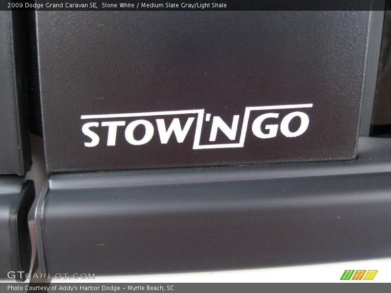 Stone White / Medium Slate Gray/Light Shale 2009 Dodge Grand Caravan SE