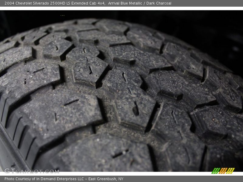 Arrival Blue Metallic / Dark Charcoal 2004 Chevrolet Silverado 2500HD LS Extended Cab 4x4