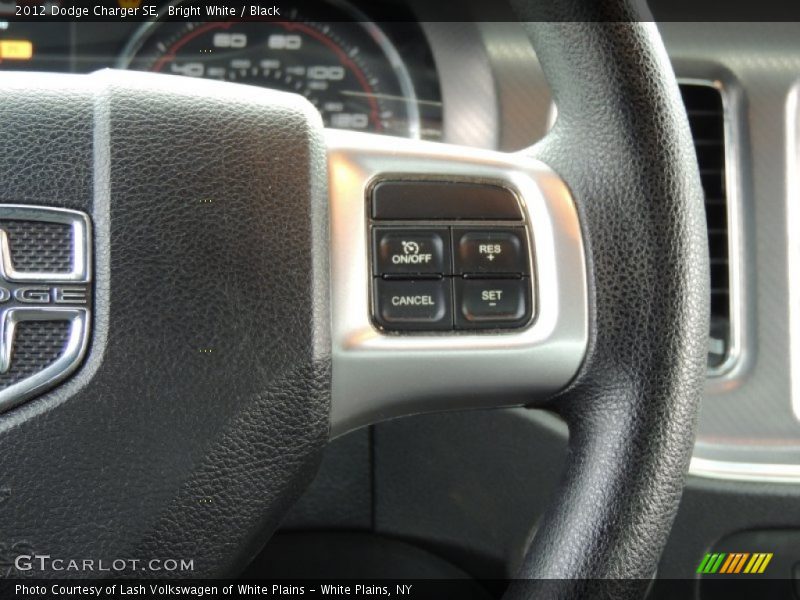 Bright White / Black 2012 Dodge Charger SE