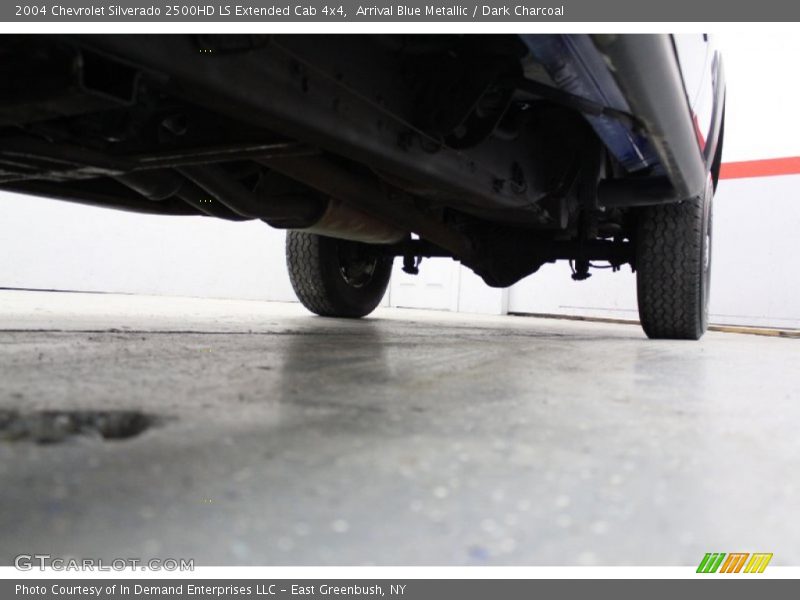Arrival Blue Metallic / Dark Charcoal 2004 Chevrolet Silverado 2500HD LS Extended Cab 4x4