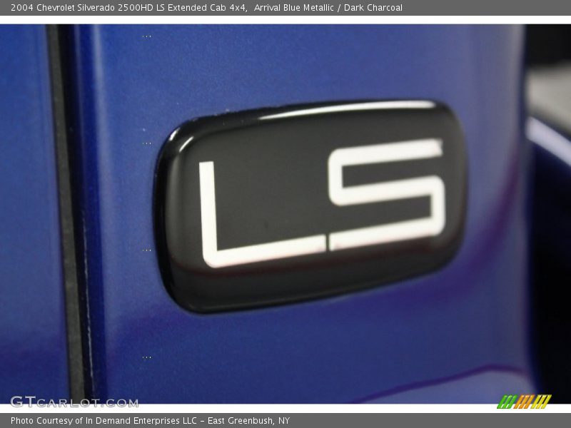 Arrival Blue Metallic / Dark Charcoal 2004 Chevrolet Silverado 2500HD LS Extended Cab 4x4