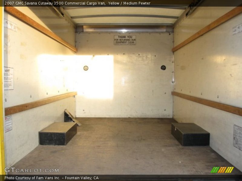 Yellow / Medium Pewter 2007 GMC Savana Cutaway 3500 Commercial Cargo Van