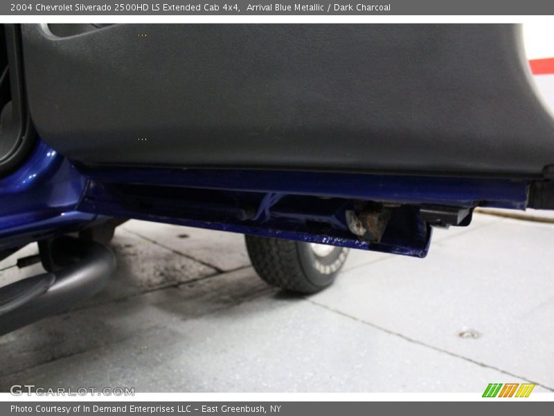 Arrival Blue Metallic / Dark Charcoal 2004 Chevrolet Silverado 2500HD LS Extended Cab 4x4