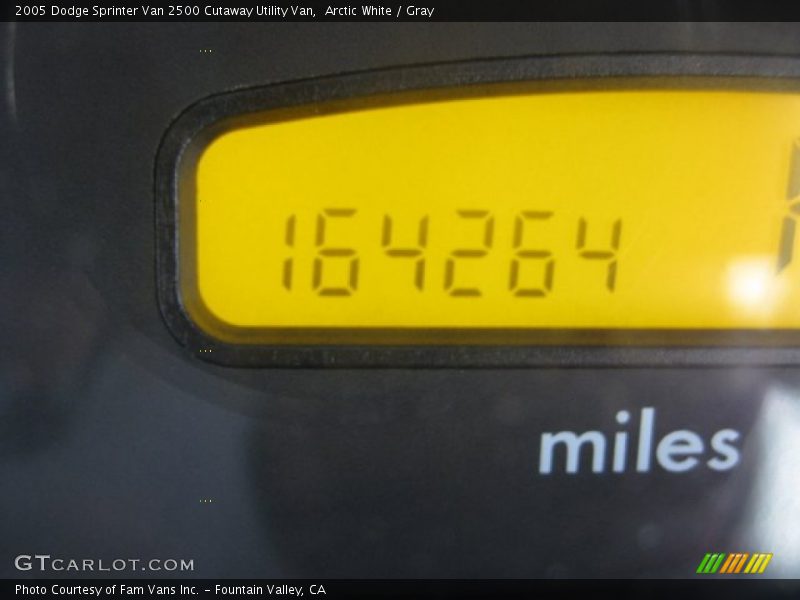 Arctic White / Gray 2005 Dodge Sprinter Van 2500 Cutaway Utility Van