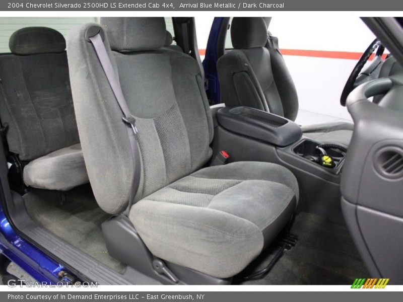 Arrival Blue Metallic / Dark Charcoal 2004 Chevrolet Silverado 2500HD LS Extended Cab 4x4