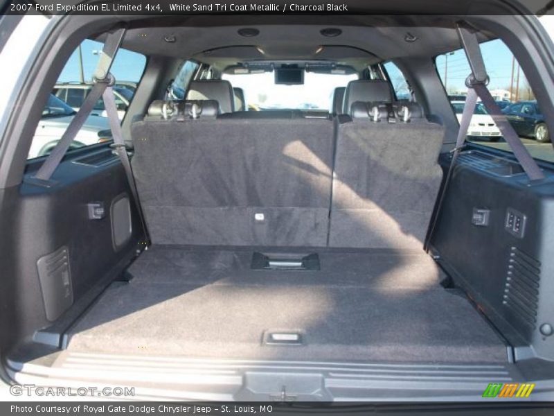 White Sand Tri Coat Metallic / Charcoal Black 2007 Ford Expedition EL Limited 4x4