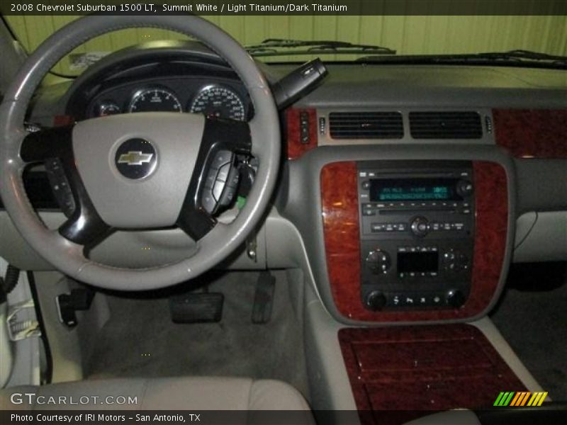 Summit White / Light Titanium/Dark Titanium 2008 Chevrolet Suburban 1500 LT