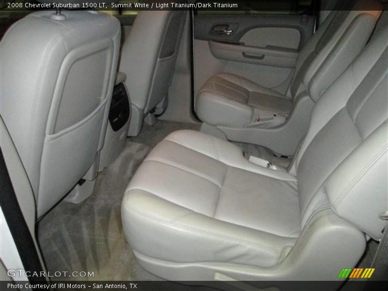 Summit White / Light Titanium/Dark Titanium 2008 Chevrolet Suburban 1500 LT