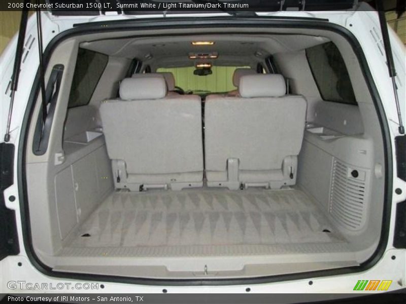 Summit White / Light Titanium/Dark Titanium 2008 Chevrolet Suburban 1500 LT