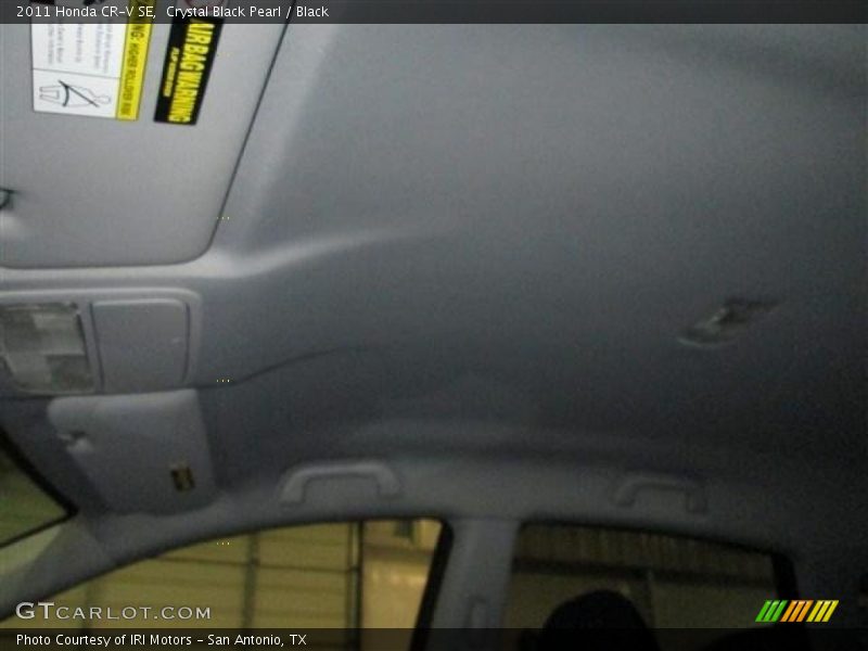 Crystal Black Pearl / Black 2011 Honda CR-V SE