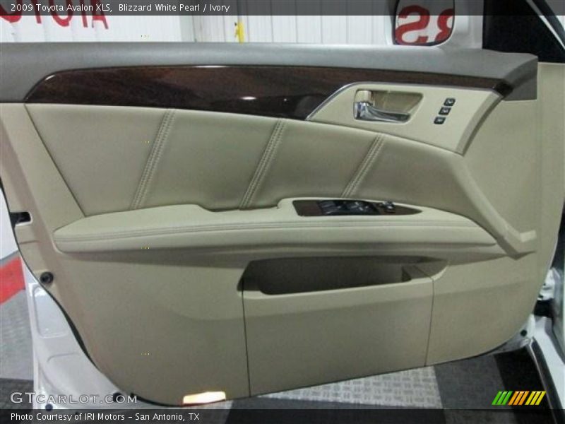 Blizzard White Pearl / Ivory 2009 Toyota Avalon XLS