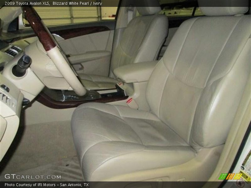 Blizzard White Pearl / Ivory 2009 Toyota Avalon XLS