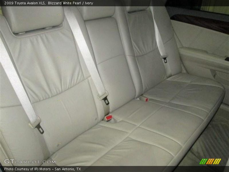 Blizzard White Pearl / Ivory 2009 Toyota Avalon XLS