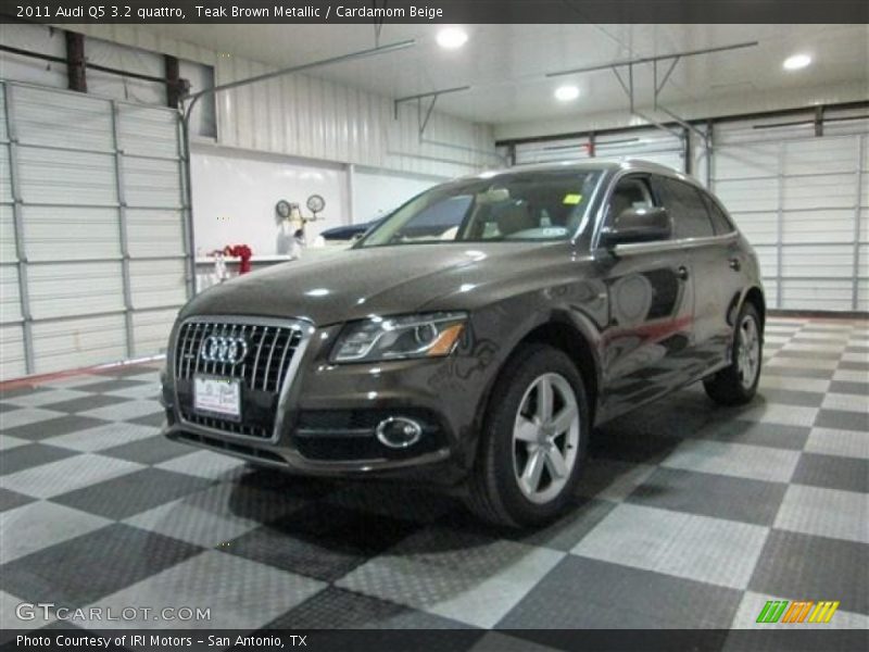 Teak Brown Metallic / Cardamom Beige 2011 Audi Q5 3.2 quattro