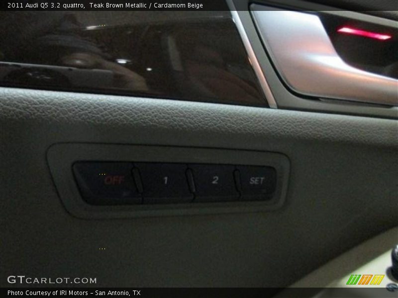 Teak Brown Metallic / Cardamom Beige 2011 Audi Q5 3.2 quattro