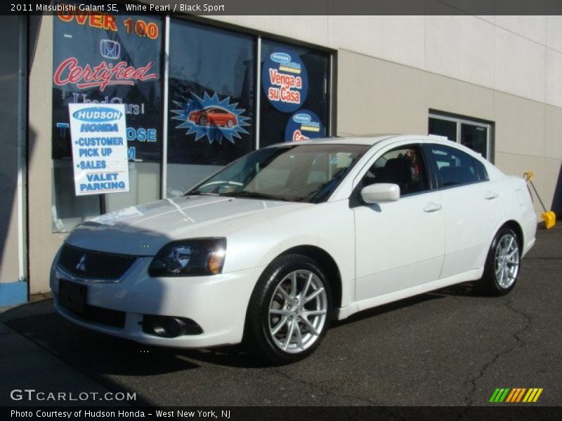 White Pearl / Black Sport 2011 Mitsubishi Galant SE