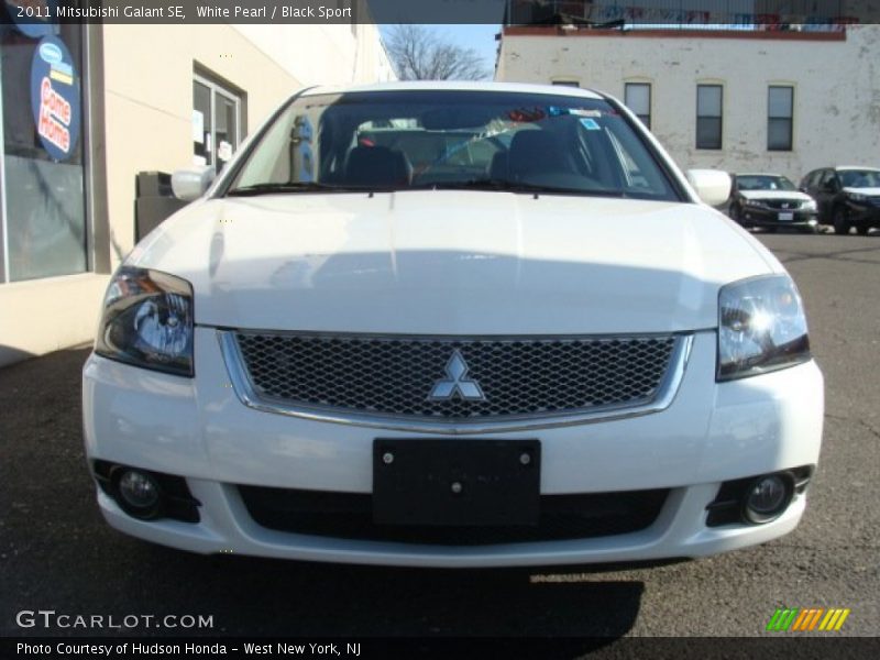 White Pearl / Black Sport 2011 Mitsubishi Galant SE