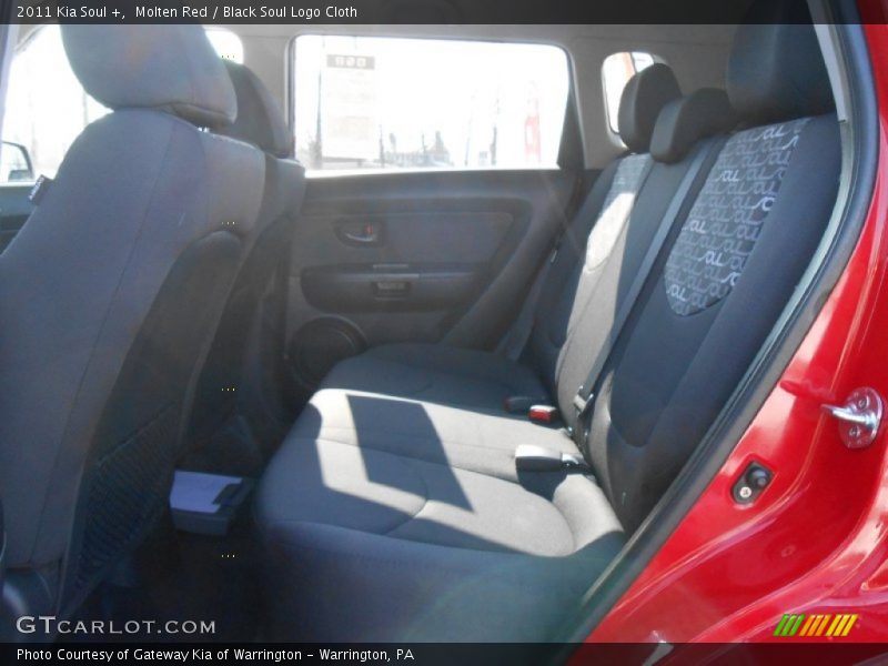 Molten Red / Black Soul Logo Cloth 2011 Kia Soul +