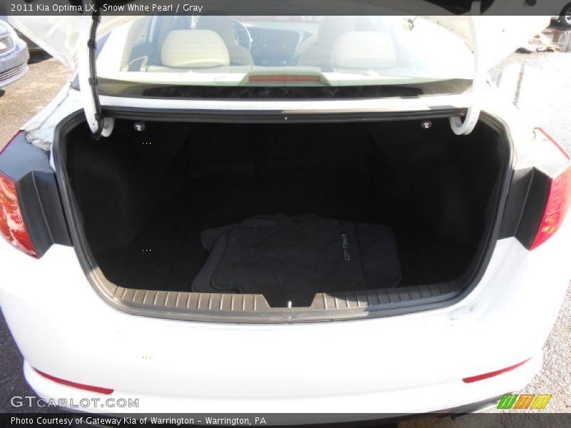 Snow White Pearl / Gray 2011 Kia Optima LX