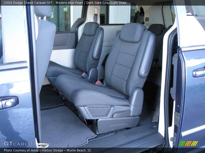 Modern Blue Pearl / Dark Slate Gray/Light Shale 2009 Dodge Grand Caravan SXT