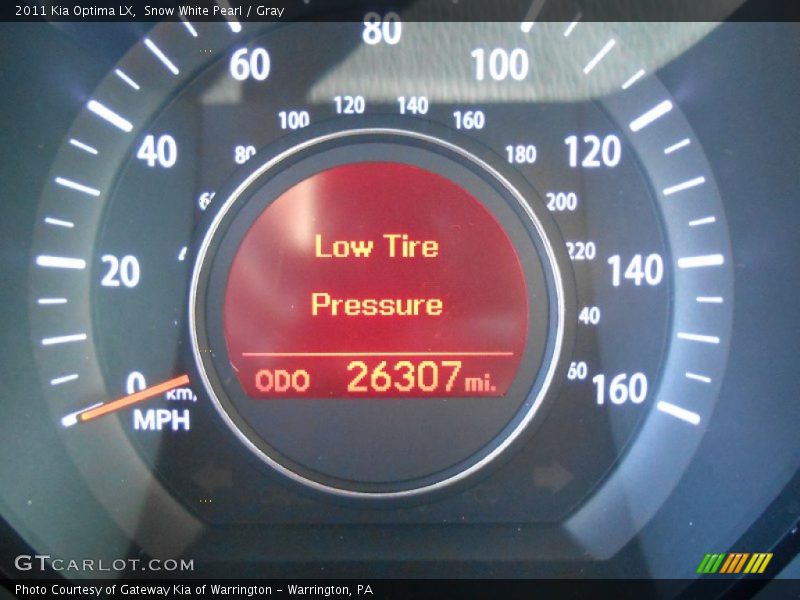 Snow White Pearl / Gray 2011 Kia Optima LX