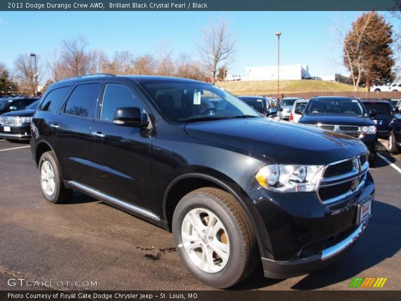 Front 3/4 View of 2013 Durango Crew AWD