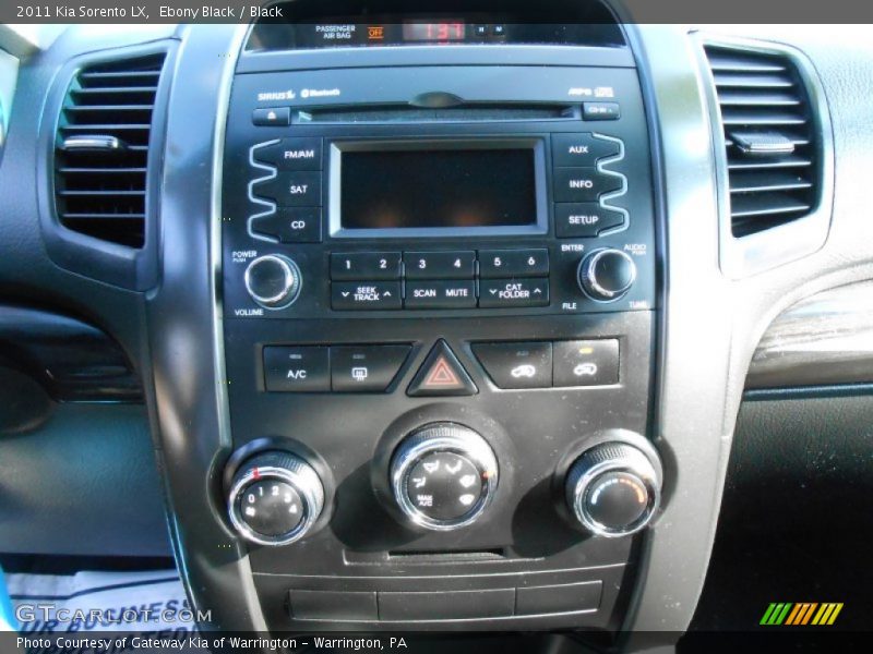 Ebony Black / Black 2011 Kia Sorento LX