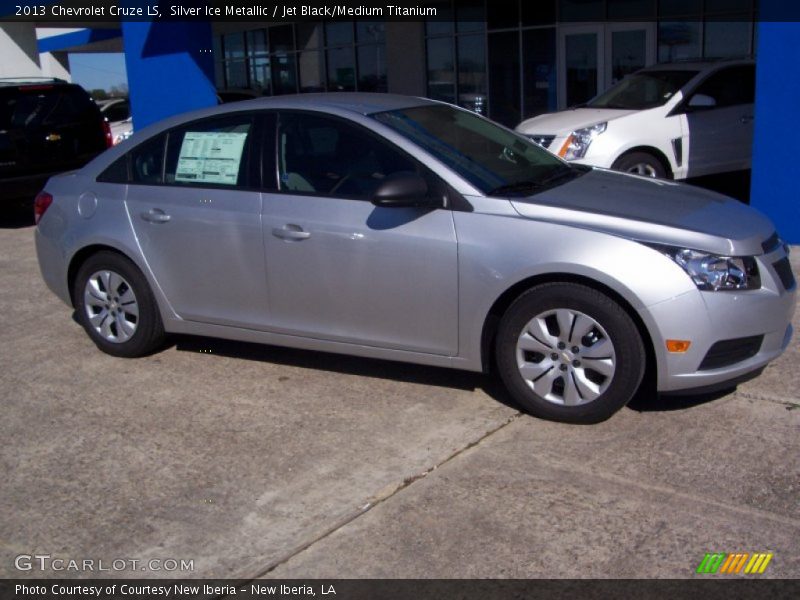 Silver Ice Metallic / Jet Black/Medium Titanium 2013 Chevrolet Cruze LS