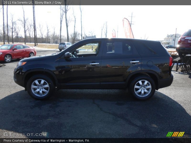 Ebony Black / Gray 2011 Kia Sorento LX