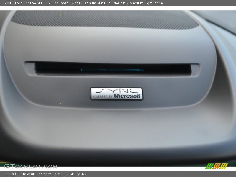 White Platinum Metallic Tri-Coat / Medium Light Stone 2013 Ford Escape SEL 1.6L EcoBoost