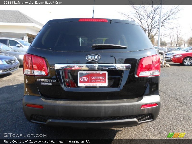 Ebony Black / Gray 2011 Kia Sorento LX