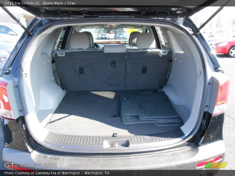 Ebony Black / Gray 2011 Kia Sorento LX