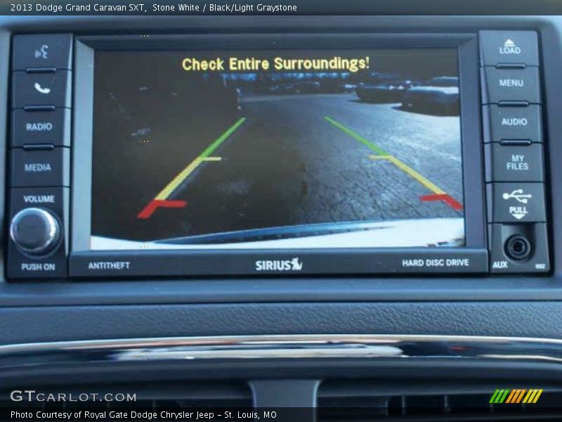 Stone White / Black/Light Graystone 2013 Dodge Grand Caravan SXT