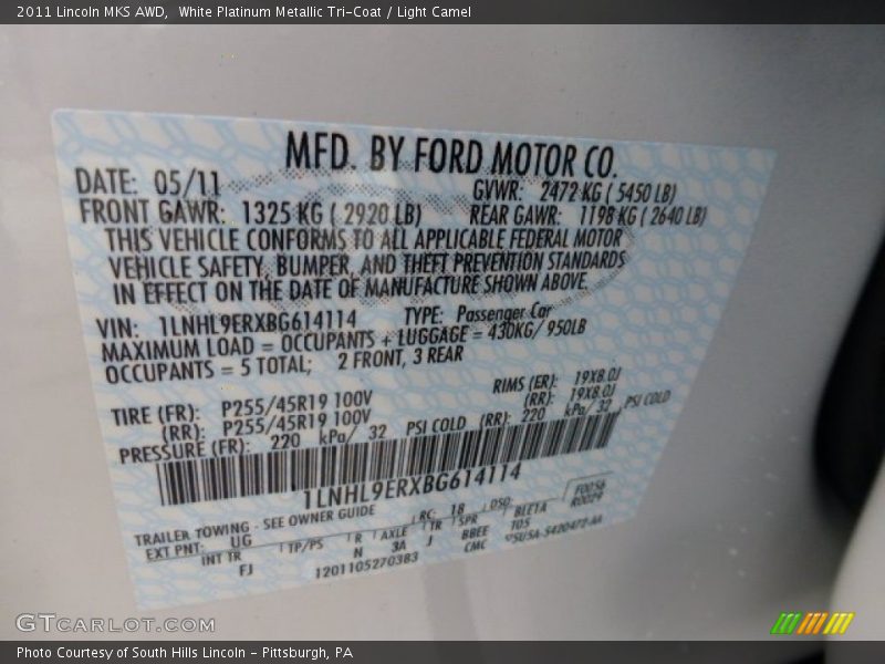 2011 MKS AWD White Platinum Metallic Tri-Coat Color Code UG