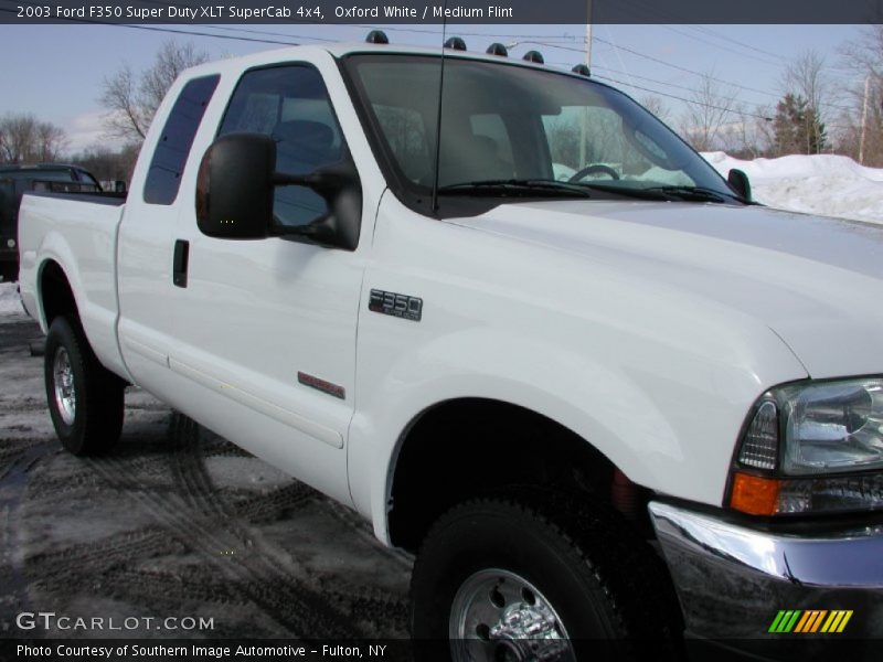Oxford White / Medium Flint 2003 Ford F350 Super Duty XLT SuperCab 4x4