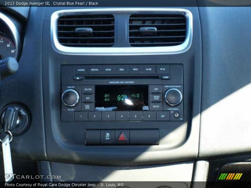 Crystal Blue Pearl / Black 2013 Dodge Avenger SE