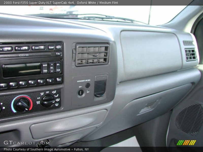 Oxford White / Medium Flint 2003 Ford F350 Super Duty XLT SuperCab 4x4