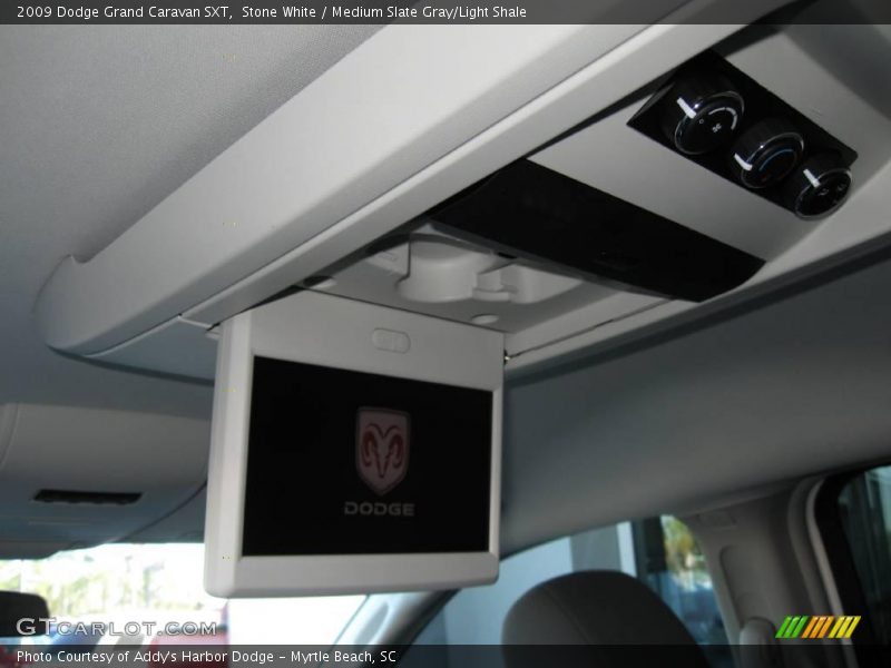 Stone White / Medium Slate Gray/Light Shale 2009 Dodge Grand Caravan SXT