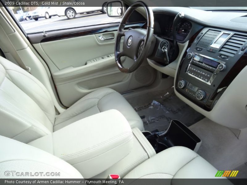 Gold Mist / Shale/Cocoa 2009 Cadillac DTS