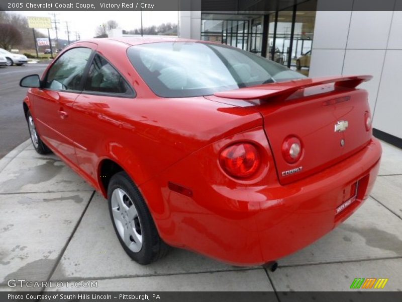  2005 Cobalt Coupe Victory Red