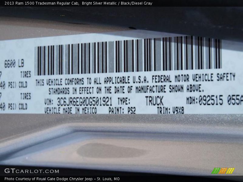 Bright Silver Metallic / Black/Diesel Gray 2013 Ram 1500 Tradesman Regular Cab