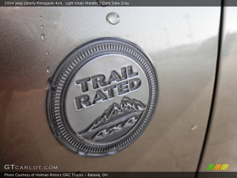 Light Khaki Metallic / Dark Slate Gray 2004 Jeep Liberty Renegade 4x4