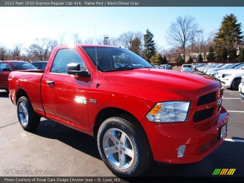 Front 3/4 View of 2013 1500 Express Regular Cab 4x4