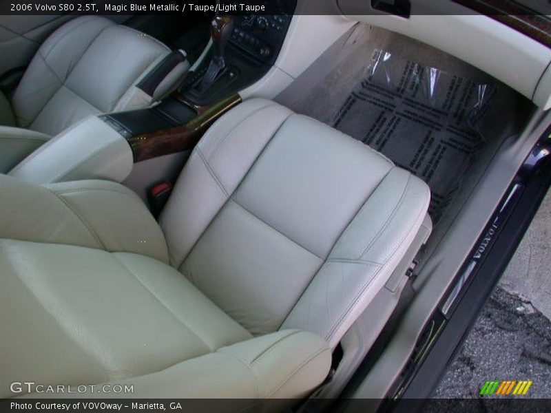 Magic Blue Metallic / Taupe/Light Taupe 2006 Volvo S80 2.5T