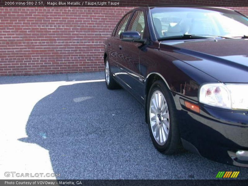 Magic Blue Metallic / Taupe/Light Taupe 2006 Volvo S80 2.5T