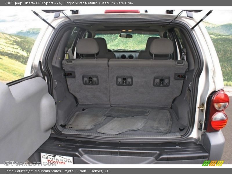 Bright Silver Metallic / Medium Slate Gray 2005 Jeep Liberty CRD Sport 4x4
