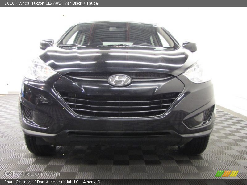 Ash Black / Taupe 2010 Hyundai Tucson GLS AWD