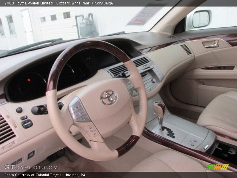 Dashboard of 2008 Avalon Limited