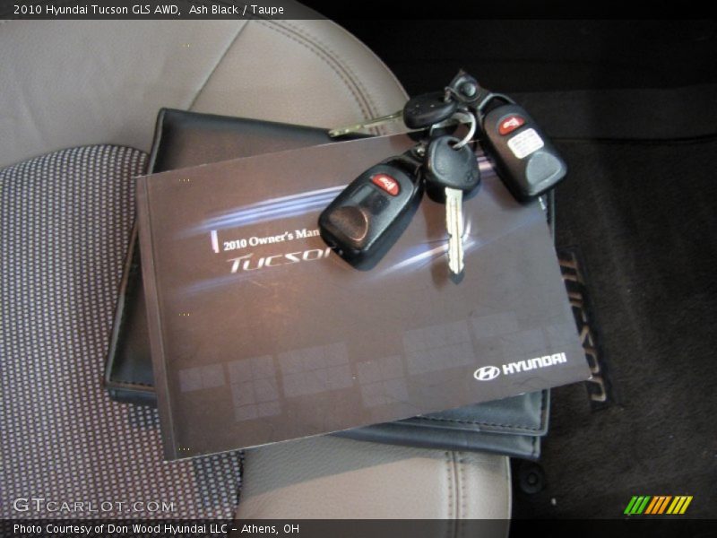 Books/Manuals of 2010 Tucson GLS AWD