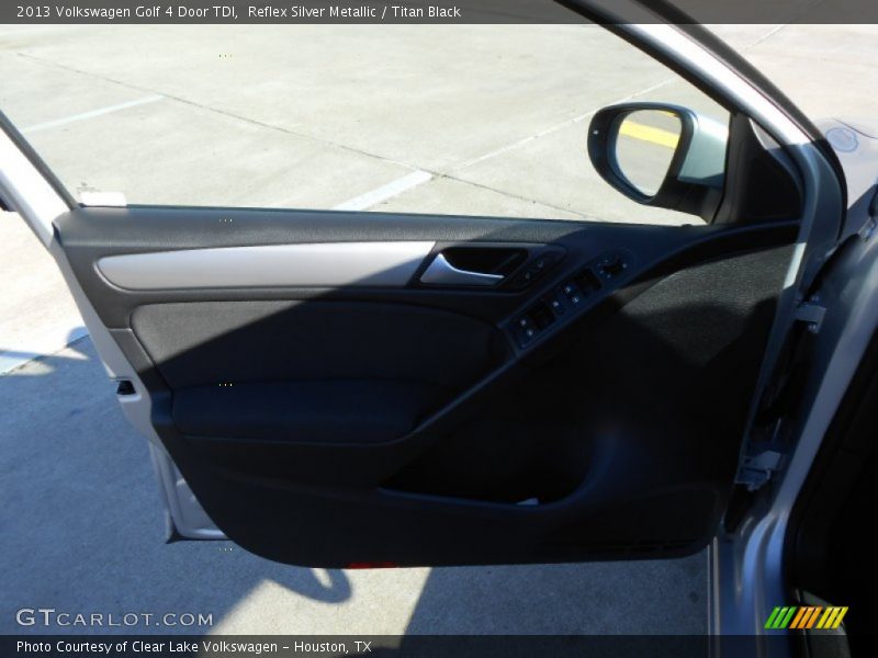 Reflex Silver Metallic / Titan Black 2013 Volkswagen Golf 4 Door TDI